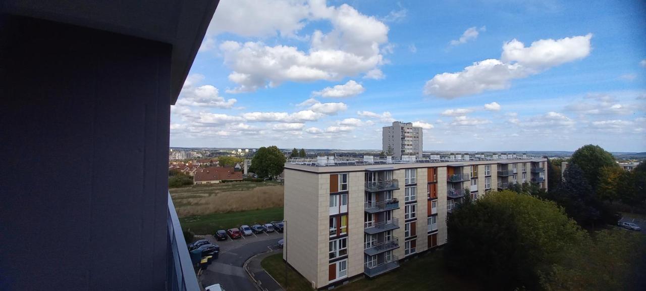 Le Spacieux, Tendance Et Sa Vue Panoramique Beauvais Luaran gambar