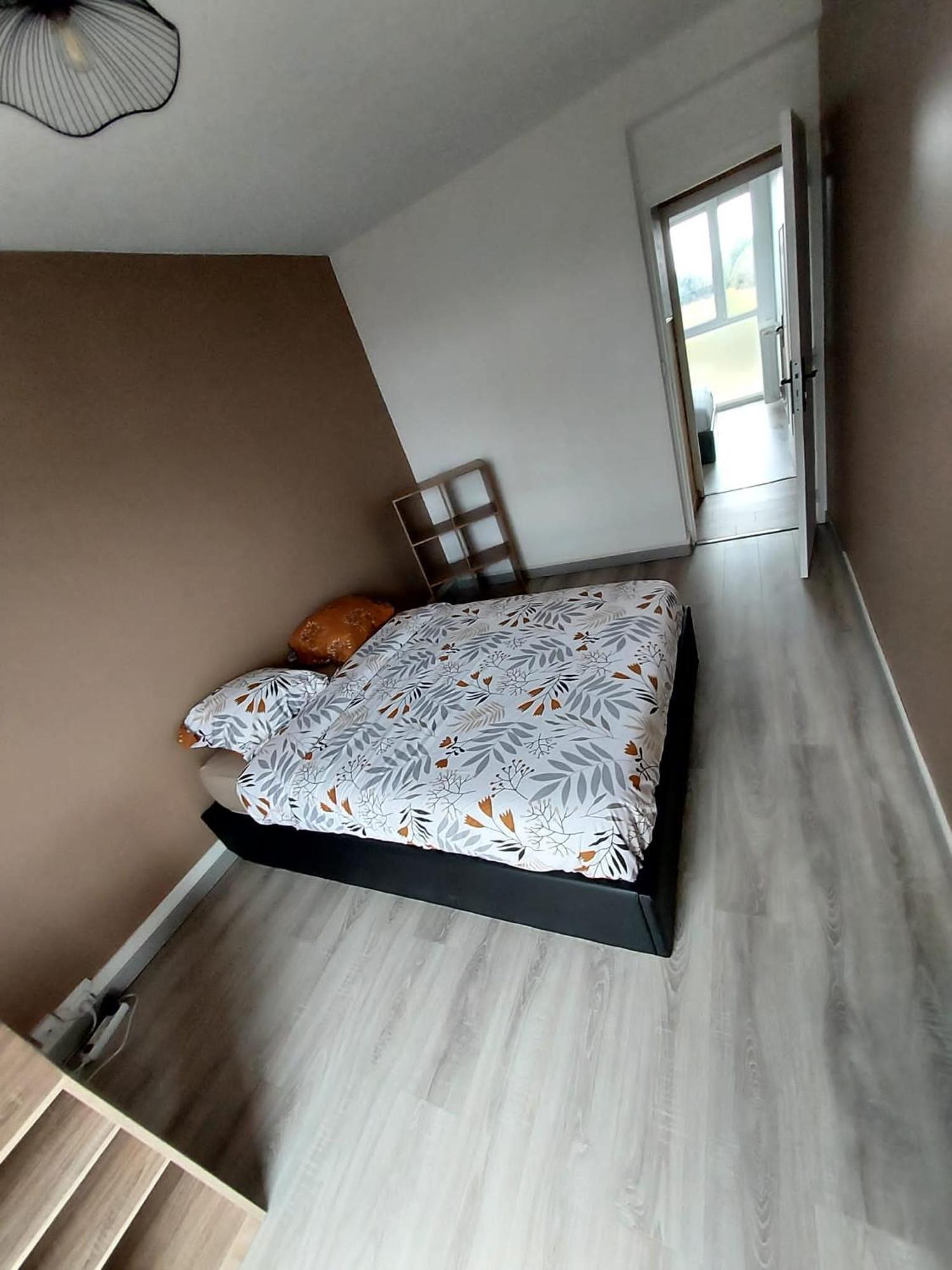 Le Spacieux, Tendance Et Sa Vue Panoramique Beauvais Bilik gambar